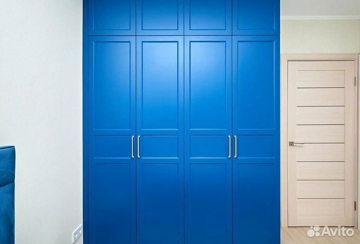 Шкаф распашной на заказ