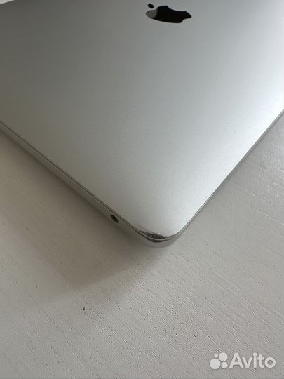 Apple MacBook Pro 13 2020
