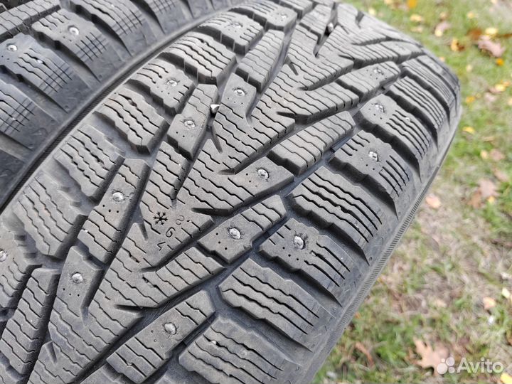 Nokian Tyres Nordman 7 SUV 215/70 R16