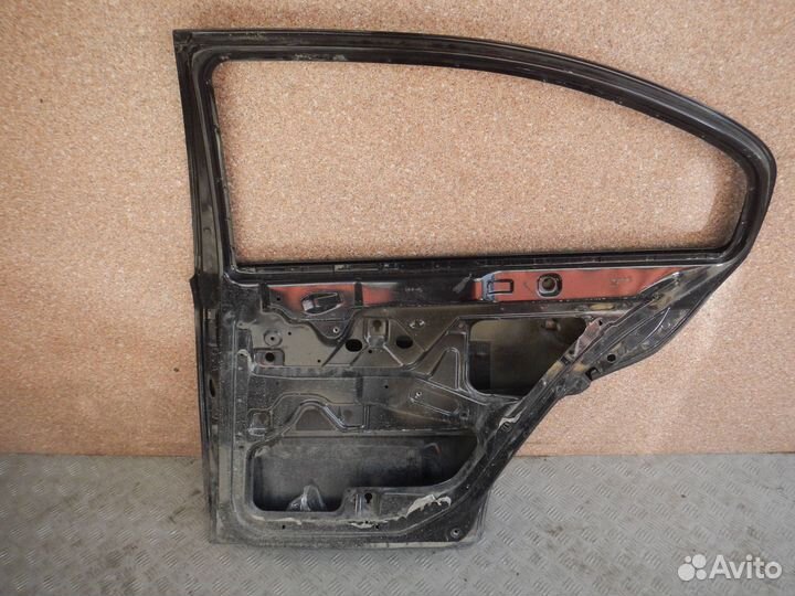 Дверь задняя правая Шкода октавия тур