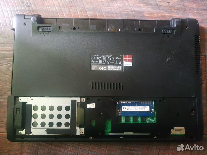 Ноутбук asus K550L