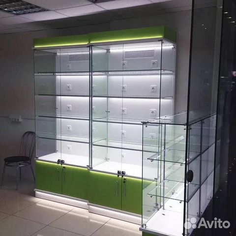 Стеклянная витрина под заказ