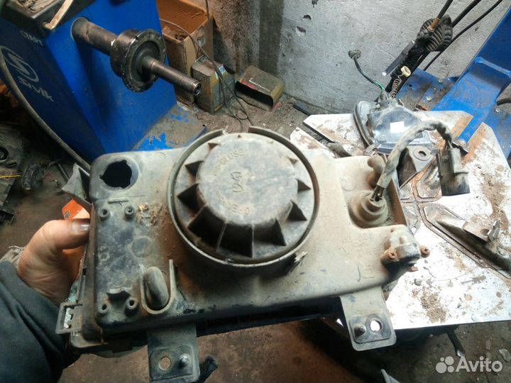 Фара передняя правая kia sportage 1