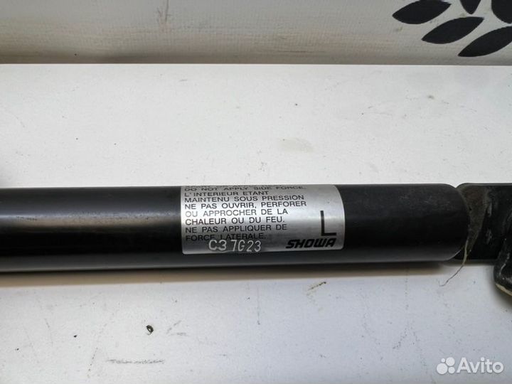 Комплект упоры крышки багажника Mazda Cx-7 L3-VDT