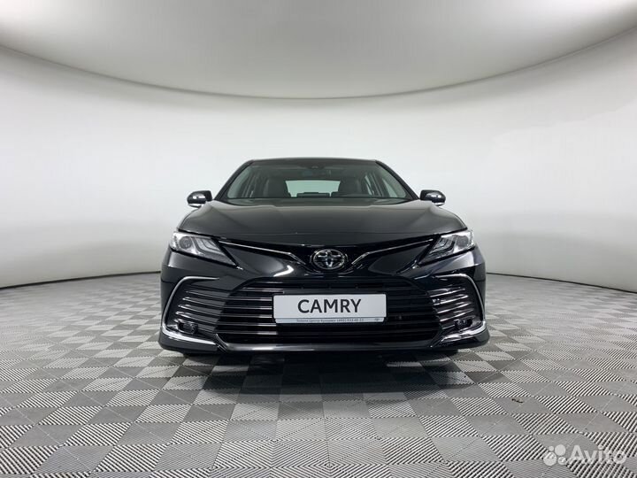 Toyota Camry 2.5 AT, 2023