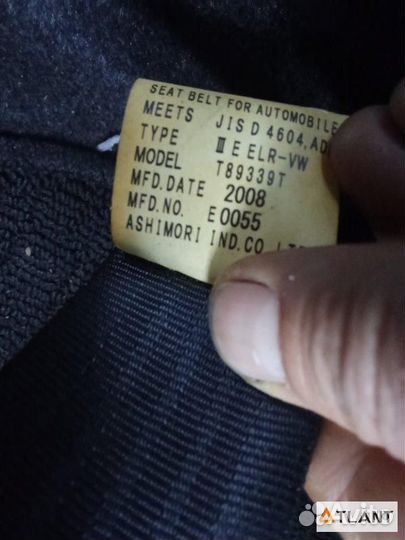 Обшивка дверей передний левый mazda verisa