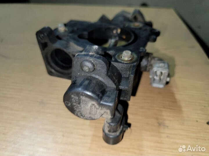 Дросель с датчиками на ситроен берлинго 2001г 75л