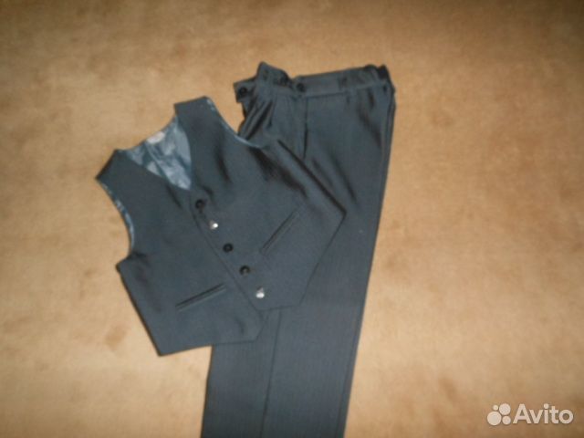 Продам костюм