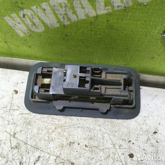 Плафон салонный Рено Сценик