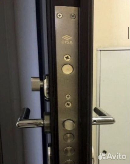 Вскрытие замков \ Вскрытие авто \ Замена замков