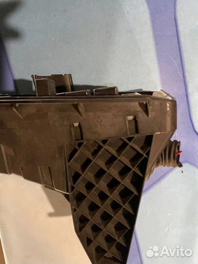 Корпус блока предохранителей 30728132