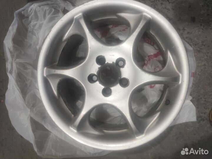 Диски subaru r16 5x100 ET48 6.5j