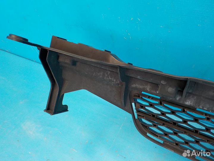 Решетка радиатора toyota Auris (E15) 2006-2012