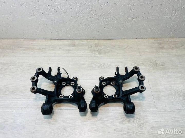 Кулак задий правый Mazda CX-5 KE 4WD