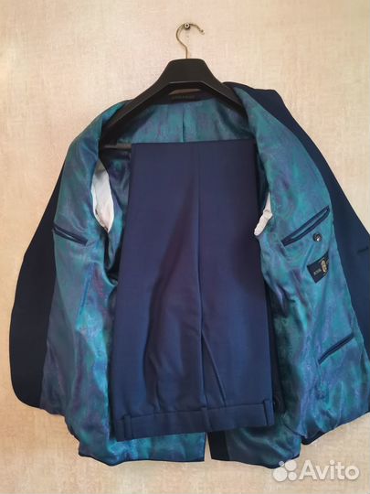 Костюм мужской