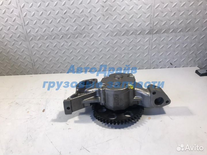 Масляный насос Мерседес Актрос мотор OM457LA