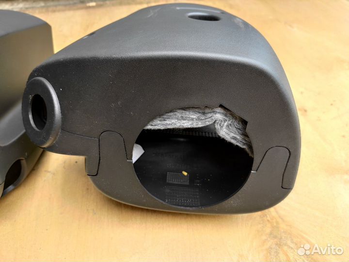 Кожух рулевой колонки на Opel Astra J