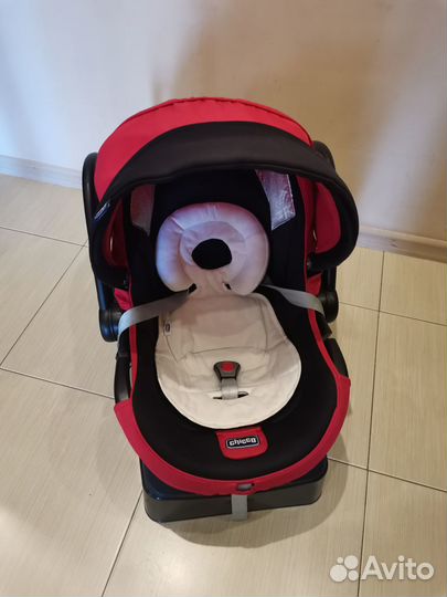 Автолюлька Chicco от 0 с базой