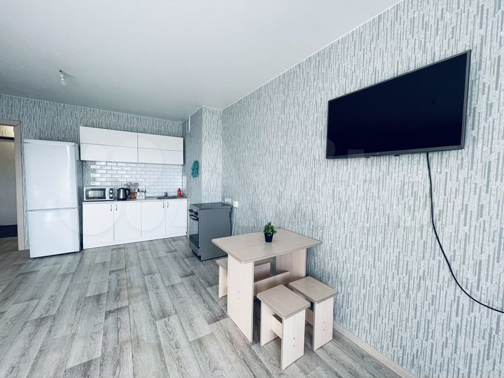 2-к. квартира, 55 м², 10/16 эт.
