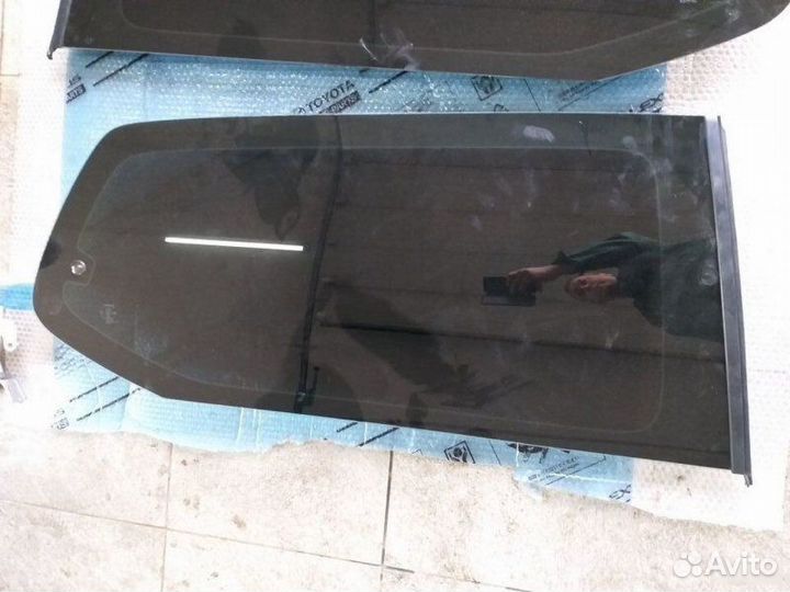 Форточка задняя Toyota Land Cruiser Prado 120