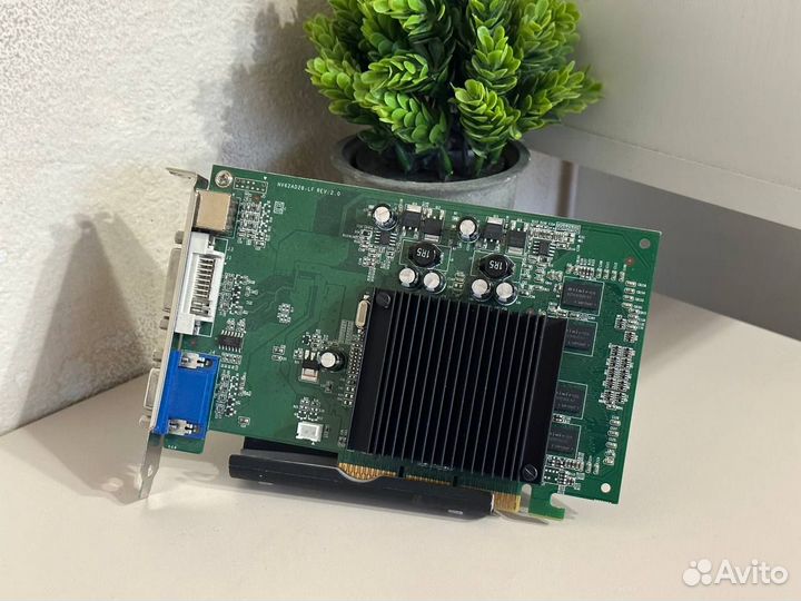 Видеокарта nVidia GeForce 6200 512Mb AGP