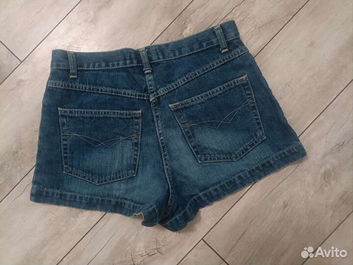 Шорты р-р 44