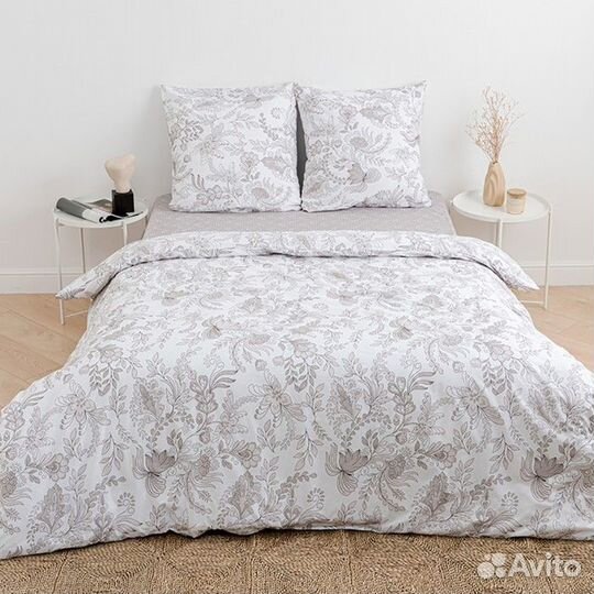 Постельное бельё 1,5сп Цветочный узор, размер 146х