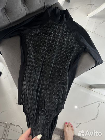 Рашгард женский спортивный