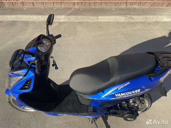 Vancover скутер 150