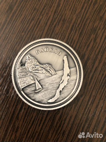 Настольная медаль