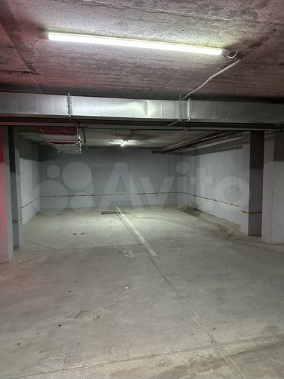 Машиноместо, 17 м²