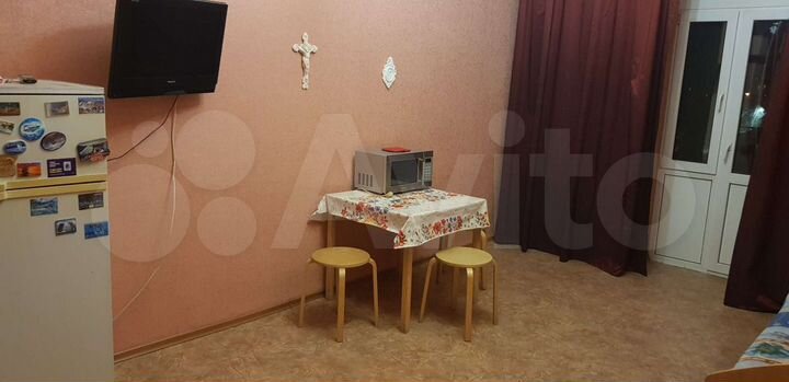 Комната 18 м² в > 9-к., 4/5 эт.