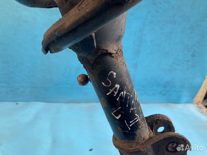 Амортизатор передний левый для Hyundai Santa Fe