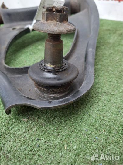 Рычаг подвески верхний задний правый Honda Accord