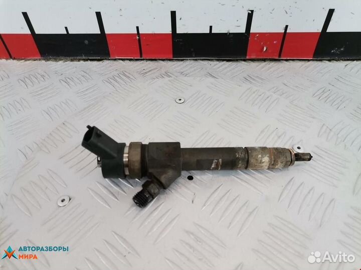 Форсунка Renault Laguna 2 рест. 2006 8200389369