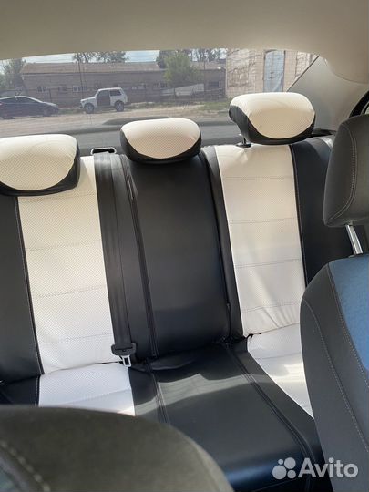 Чехлы на джетту