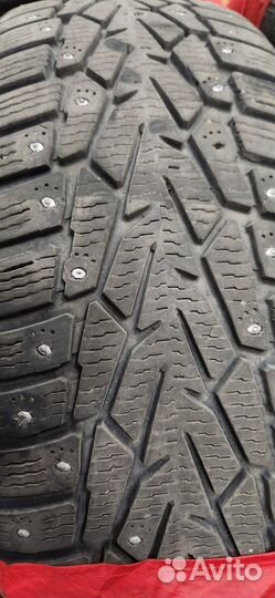 Nokian Tyres Hakkapeliitta 7 SUV 215/65 R16 T