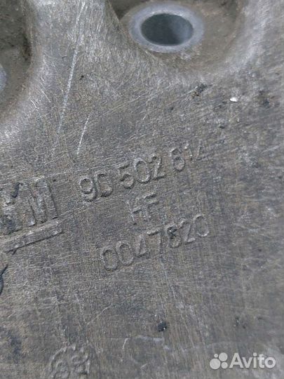 Кронштейн двигателя Opel Vectra b 1,6 x16xel