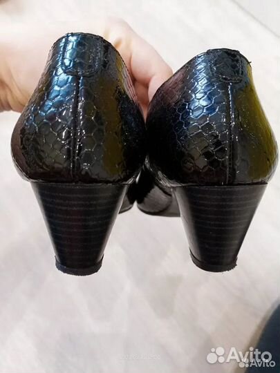 Туфли черные натуральная кожа 38р