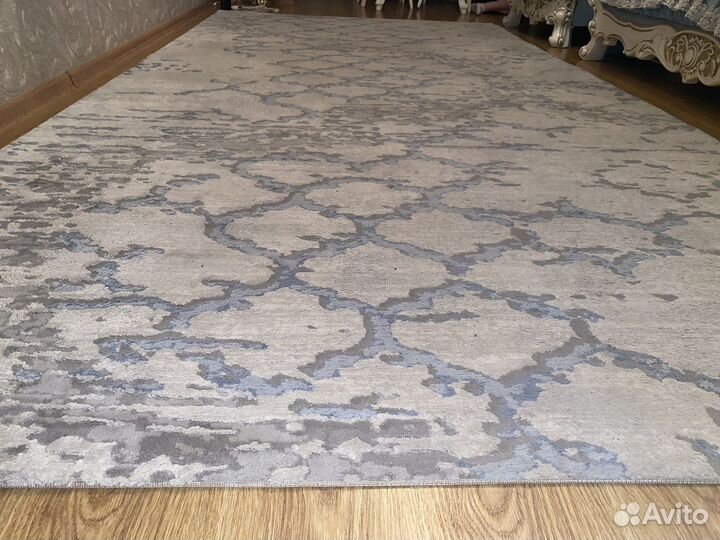 Ковер шерстяной