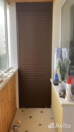 Шкаф с рольставнями на балкон по вашим размерам