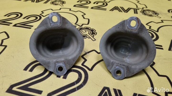 Крепление бампера заднее Toyota Corolla Runx