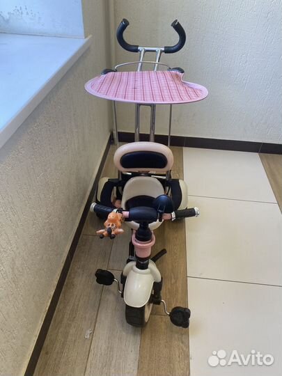 Детский трехколесный велосипед