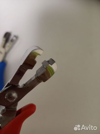 Щипцы для капсульного наращивания волос