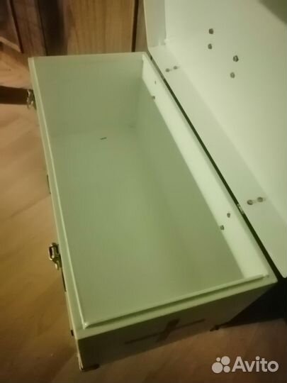 Ящик деревянный, белый, глянцевый