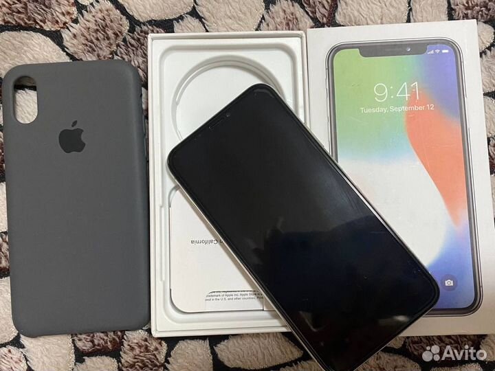 iPhone X, 256 ГБ