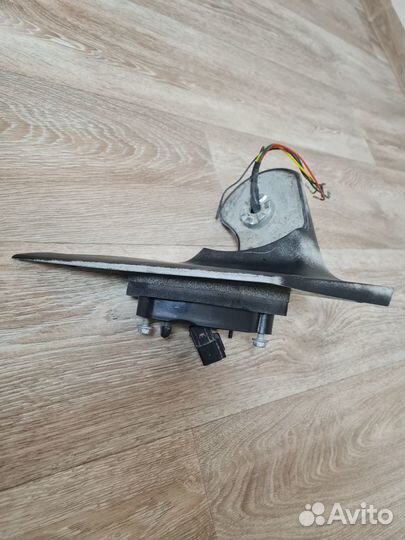 Кронштейн левого зеркала Chevrolet Cruze