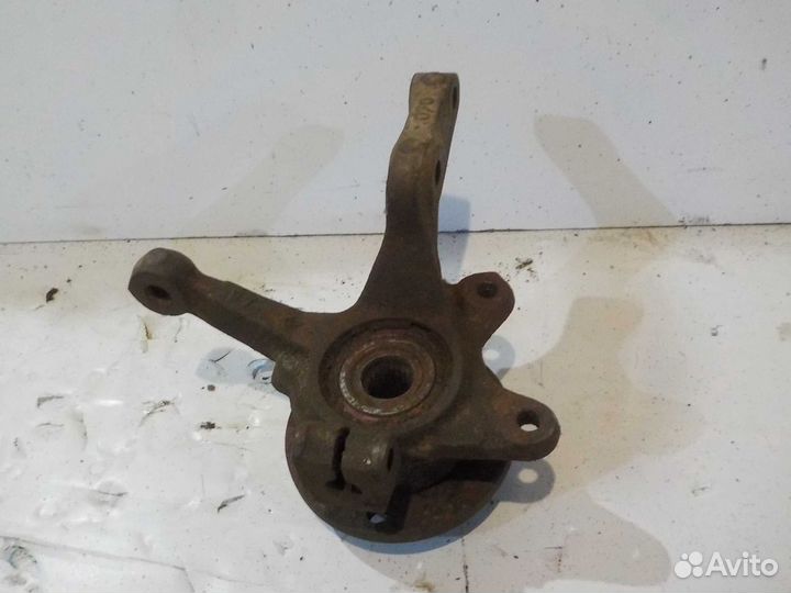 Кулак поворотный передний левый Renault Clio