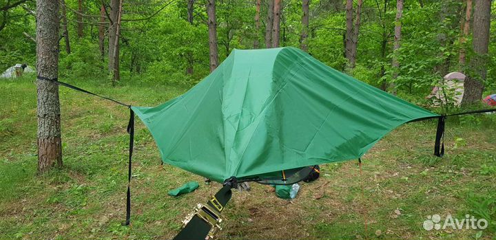 Треугольная подвесная палатка Skywood 1-дверная