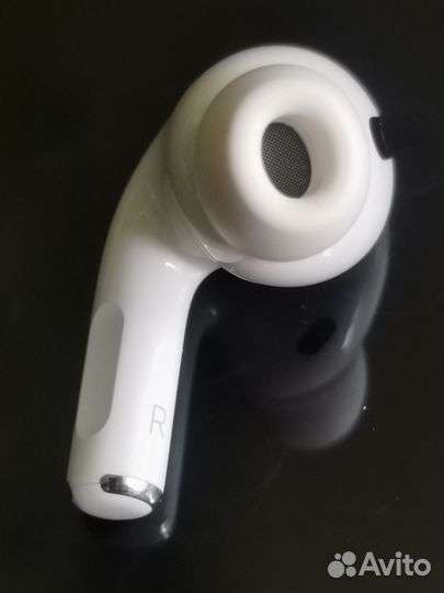 Наушник правый Apple airpods pro 1 gn А2083